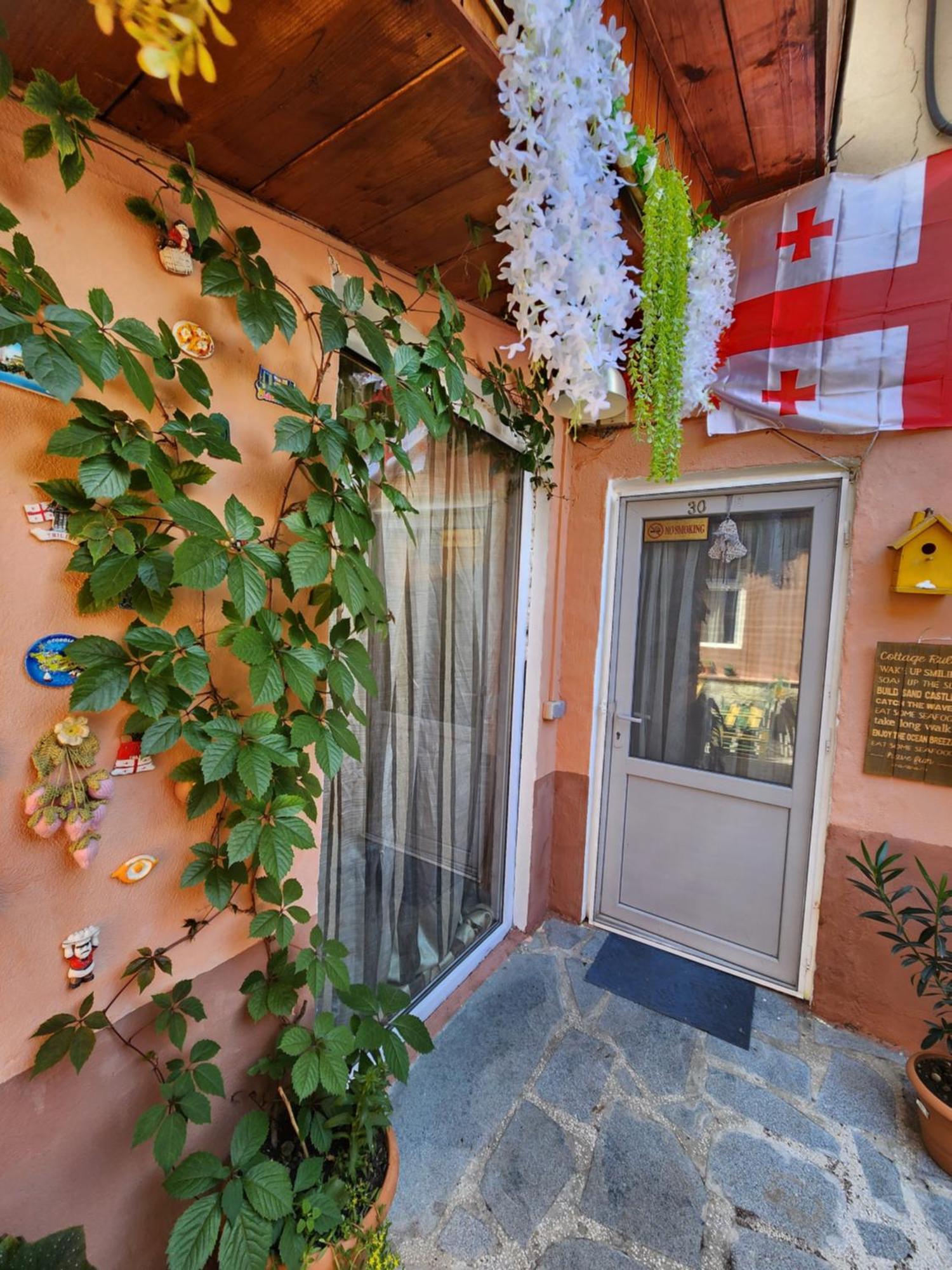 Hotel Bereka Мцхета Экстерьер фото
